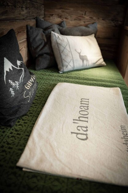 Decke-Divan-Chalet-Holzi-Appartement-Alpine-Lofts-M26-Rohrmoser-Grossarl-Skiamade-Salzburgerland-Urlaub-Appartement